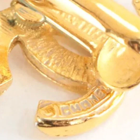 Chanel Vintage 31 Rue Cambon Clip-On Earrings - Picture 4 of 4